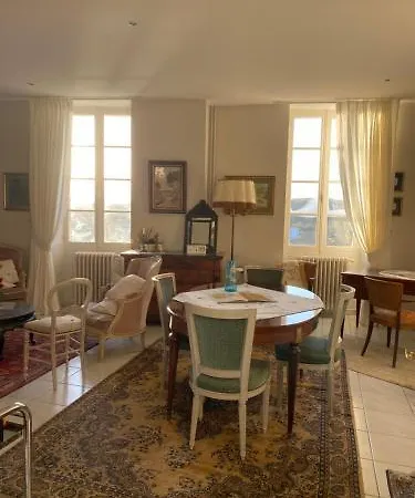 D'hôtes Laferrière 4*