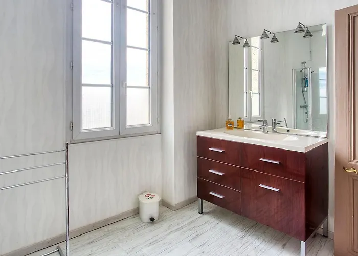 Alojamento de Acomodação e Pequeno-almoço Laferriere Angoulême