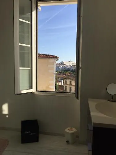 Laferriere 4* Angoulême