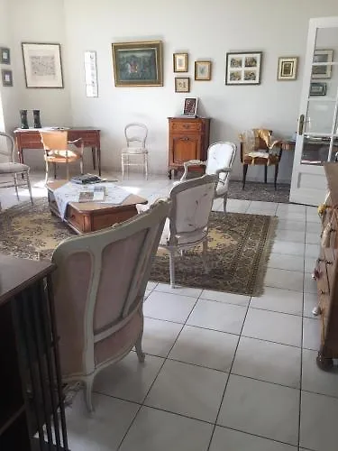 Alojamento de Acomodação e Pequeno-almoço Laferriere Angoulême